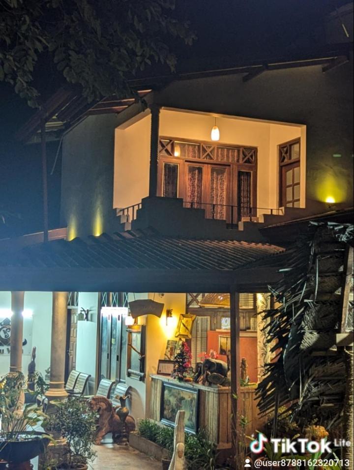 Visu Villa Hotel Habarana Exterior foto
